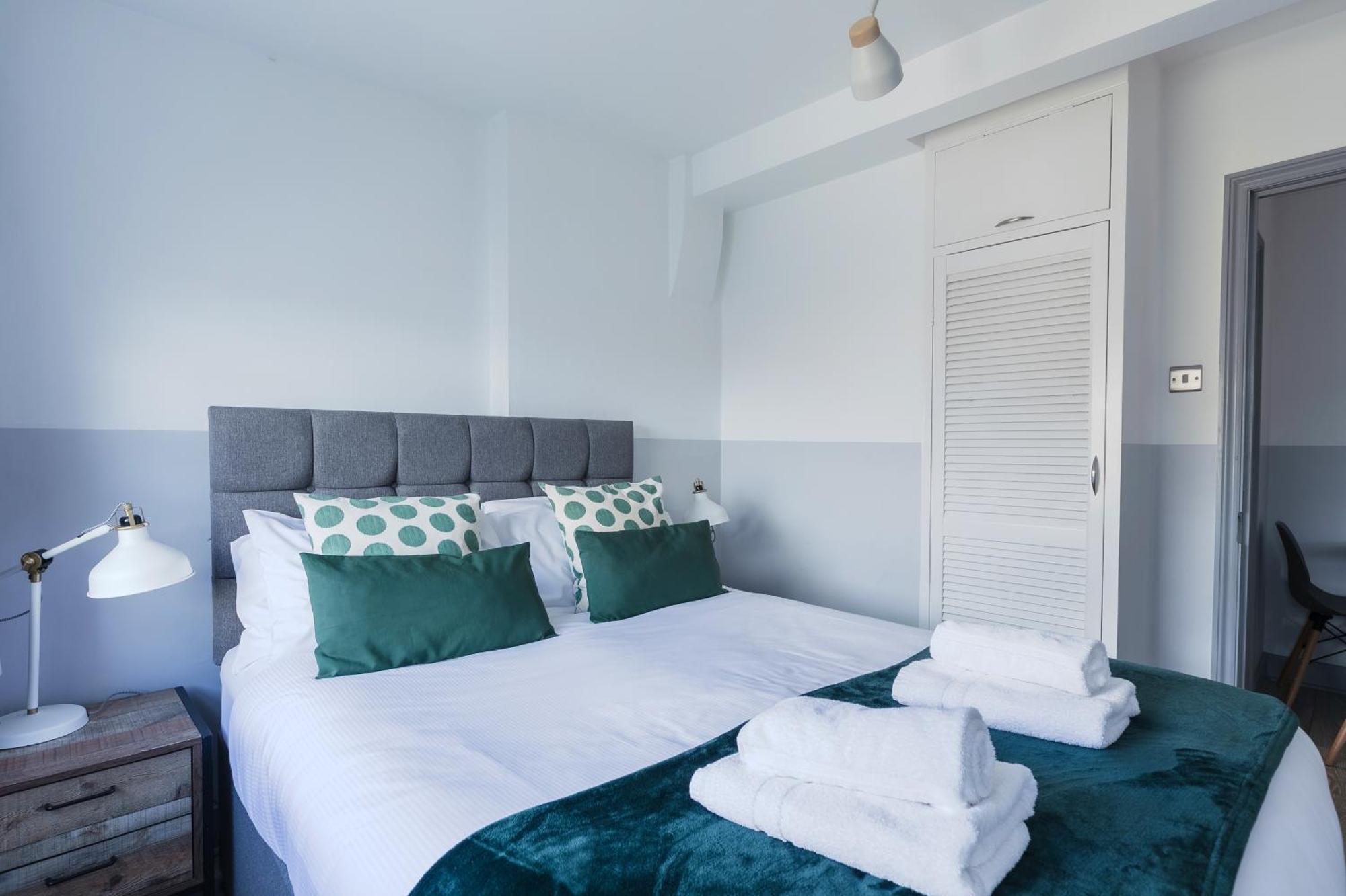 Modern Kensington Apartament Londra